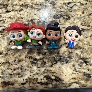 Disney Doorables -Pixel perfect series lot of 4 Figures. )right out of box)